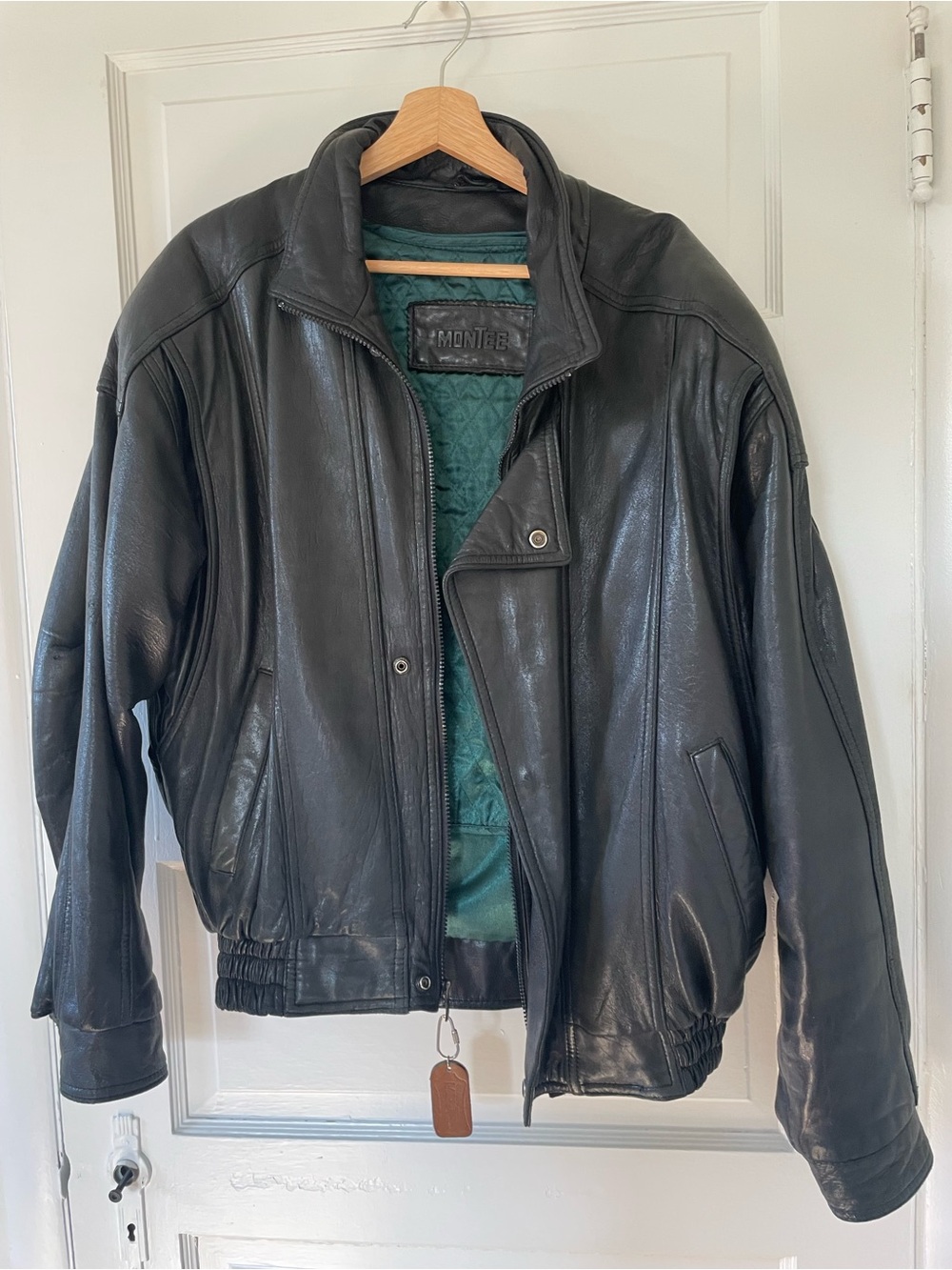 Vintage Montee Men’s Leather Jacket